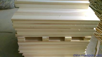 楊木復(fù)合板 東明長青木制品為您提供價(jià)格實(shí)惠、品質(zhì)可靠的批量生產(chǎn)解決方案